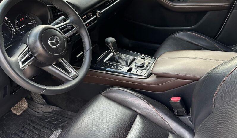 
								MAZDA CX3 full									