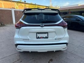 NISSAN KICKS 2023